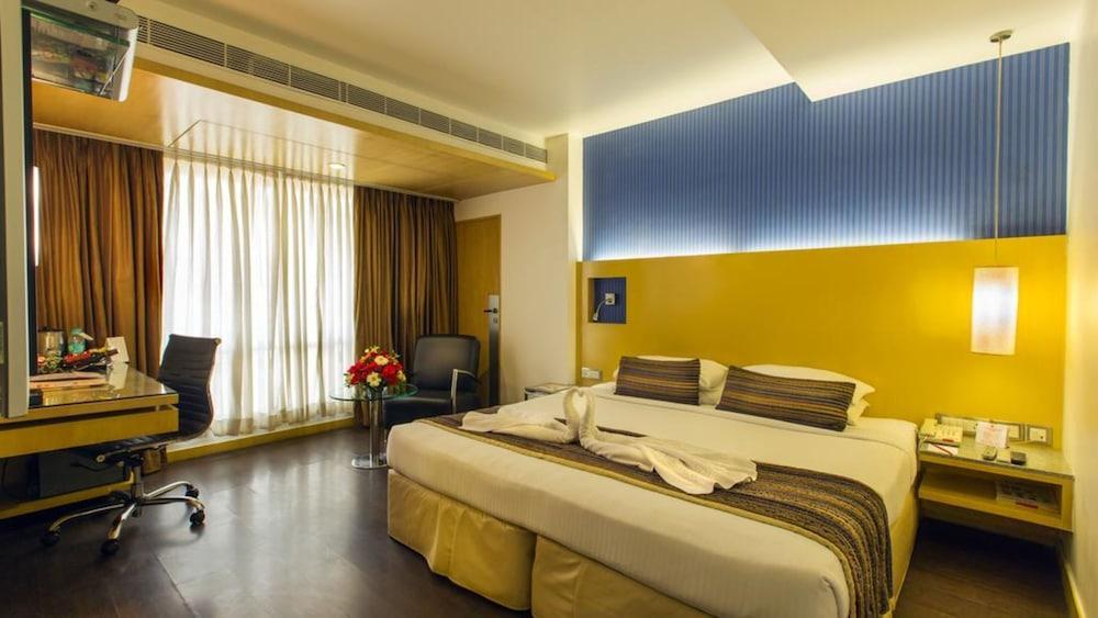 Ramee Guesline Hotel, Dadar Bombay Exterior foto